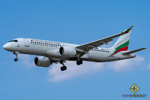 Airbus A220-300